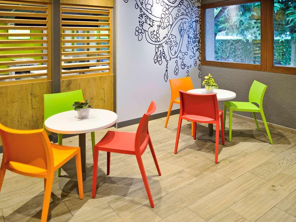 Ibis Budget Bollène Zewnętrze zdjęcie